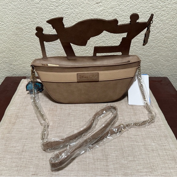 Disney’s Jungle Cruise Crossbody by Danielle Nicole - Picture 4 of 4